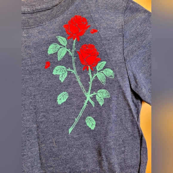 Aeropostale T-shirt - Picture 2 of 4